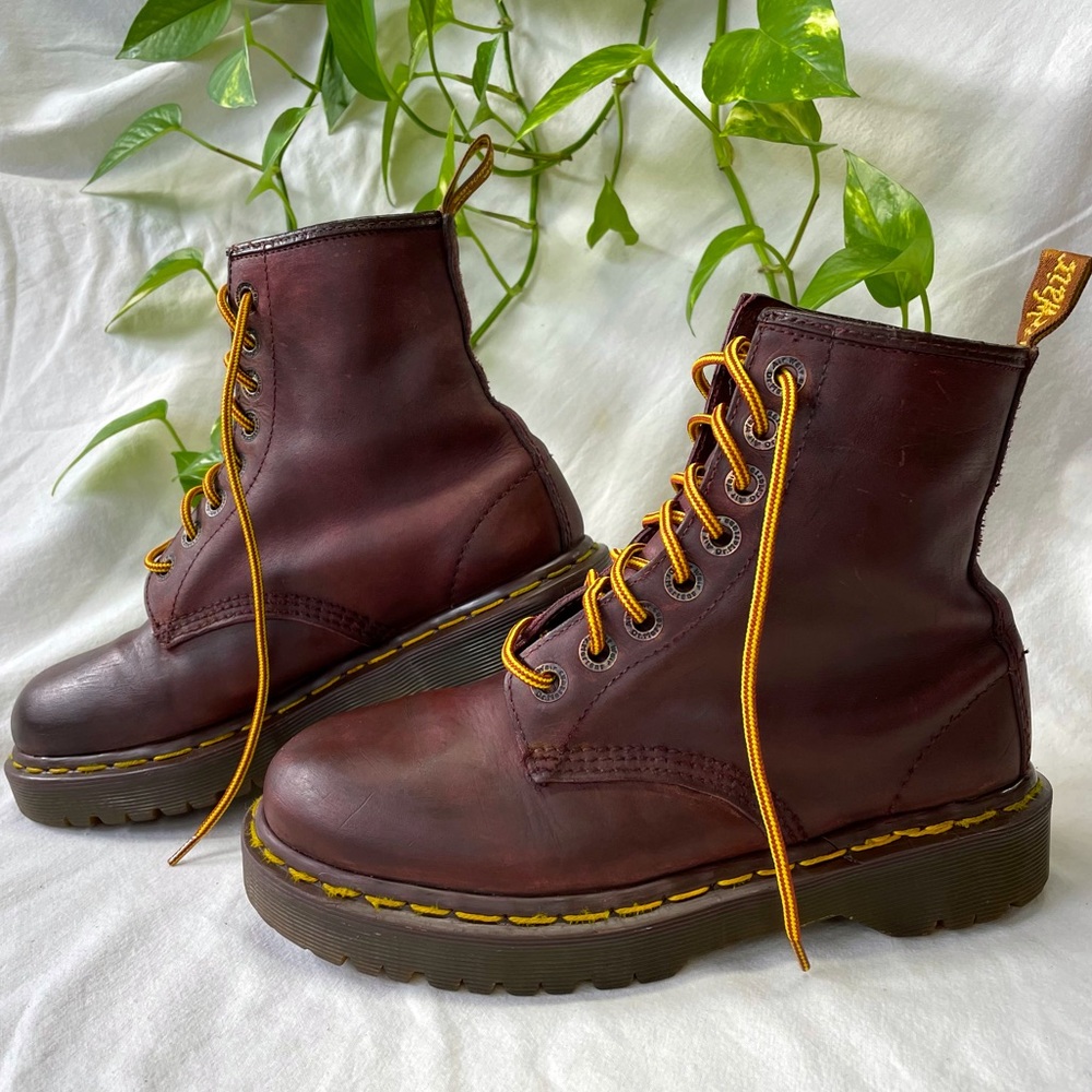 Made in England Vintage Dr. Martens 1460 Boots